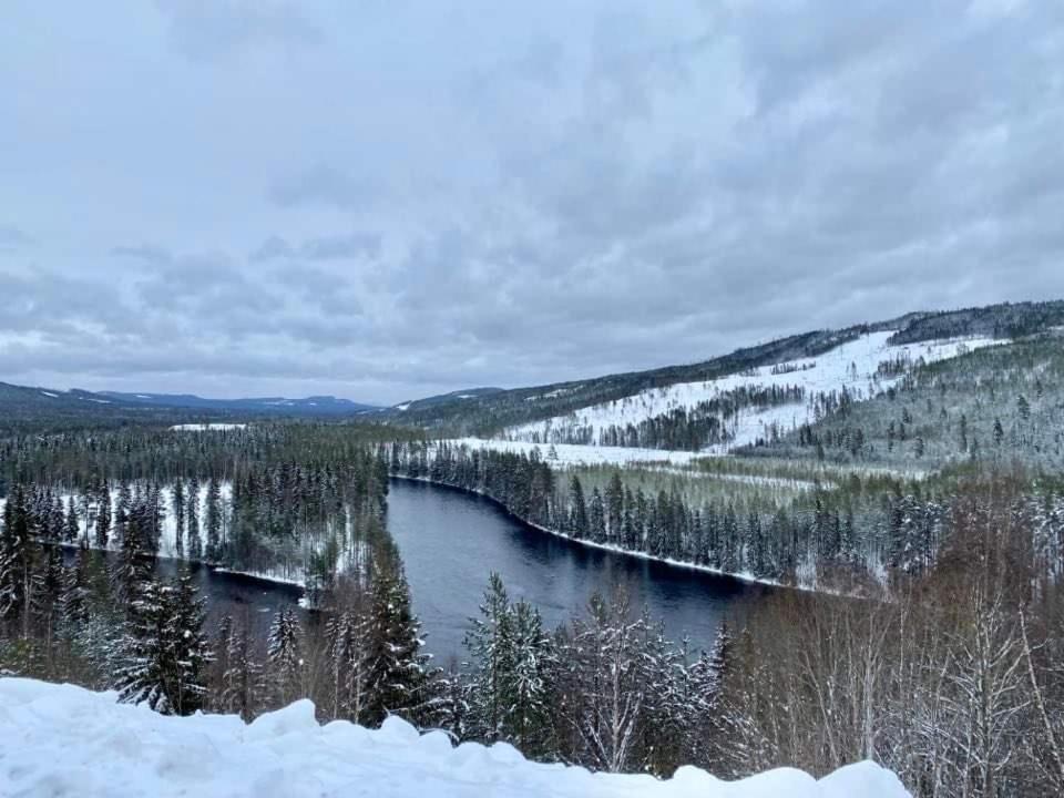 Asens Vandrarhem Uvboet Älvdalen Eksteriør bilde